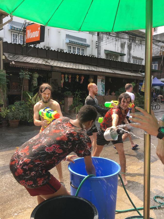 Tiger House Hostel (Adults Only) Chiang Mai Dış mekan fotoğraf