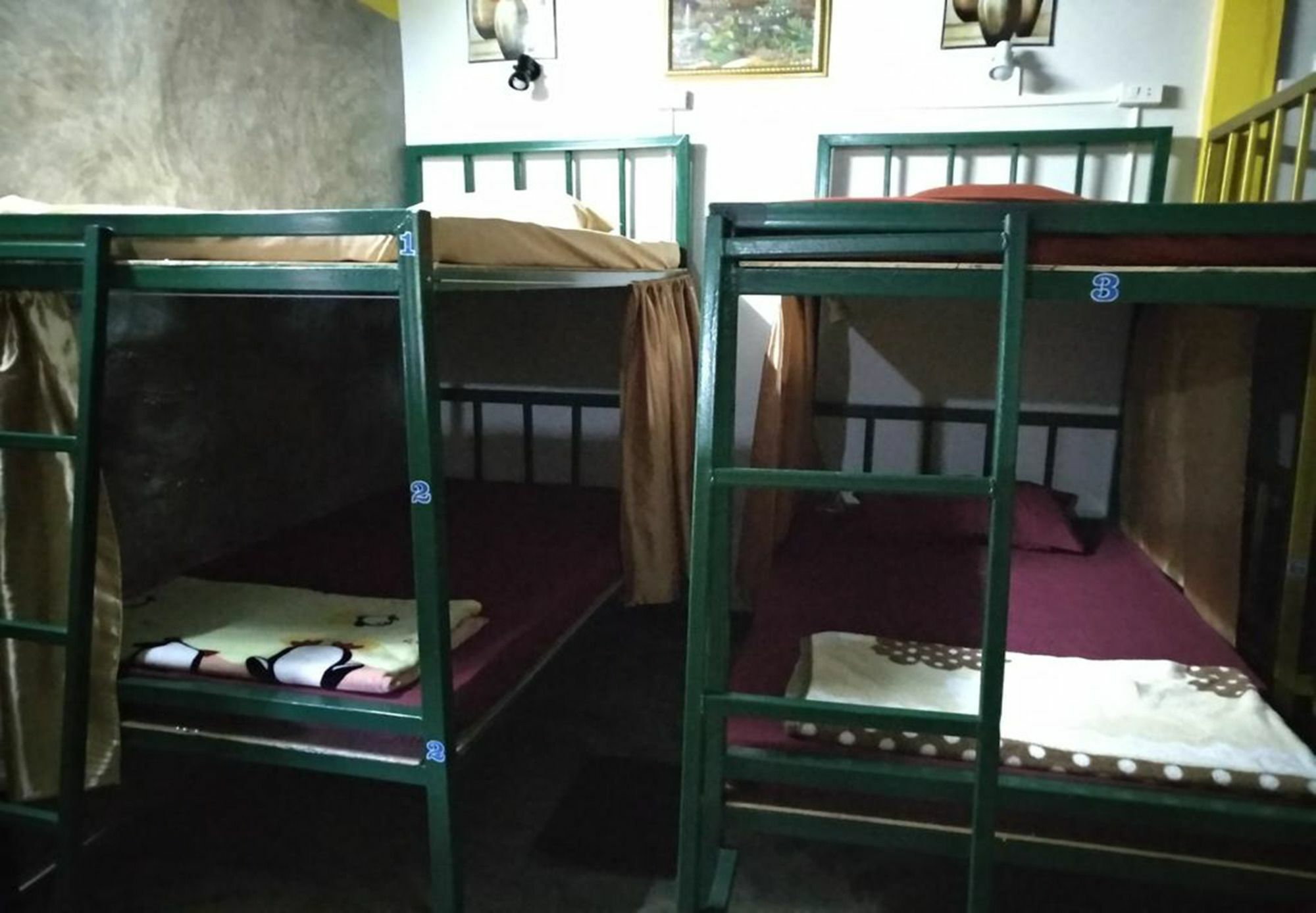Tiger House Hostel (Adults Only) Chiang Mai Dış mekan fotoğraf